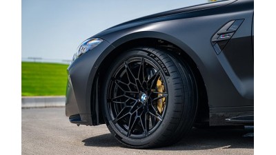 Az új Pirelli P Zero PZ5 megnyerte a „gumiabroncs-értékelések” összehasonlító tesztjét debütálásakor