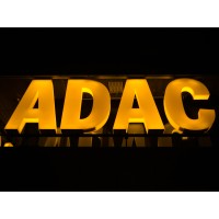 Amit a 2024-es ADAC nyárigumi-tesztről tudni érdemes