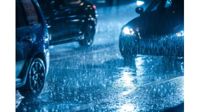 Mi az az aquaplaning és mit tegyünk ellene?