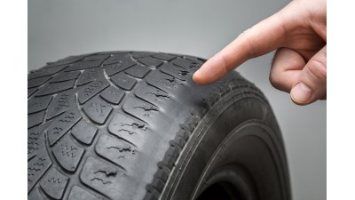 Mit árul el a gumiabroncsok állapota az autó hibáiról?
